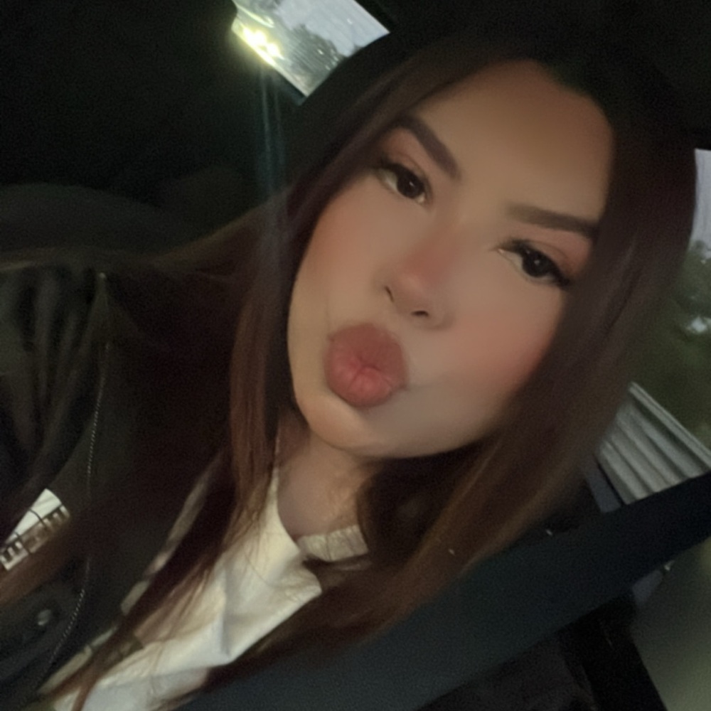 Meet your Posher, Karina